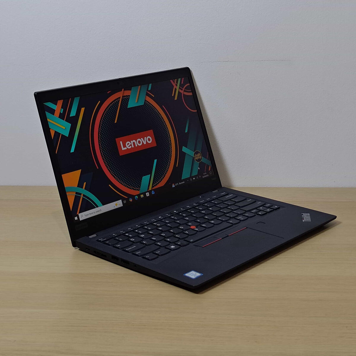 Lenovo Thinkpad T490s Depan Kiri Butik Laptop